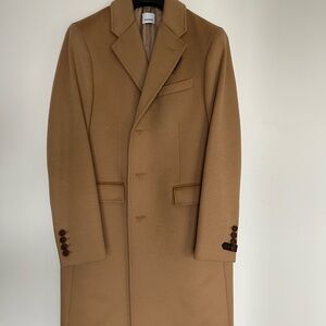 Burberry Beige/Tan Trench Coat Label Detail